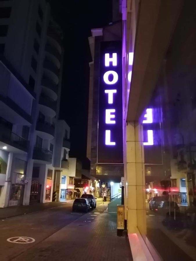 Hotel Golden Suite Pereira Luaran gambar