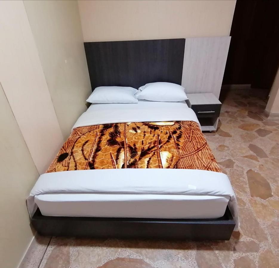 Hotel Golden Suite Pereira Luaran gambar