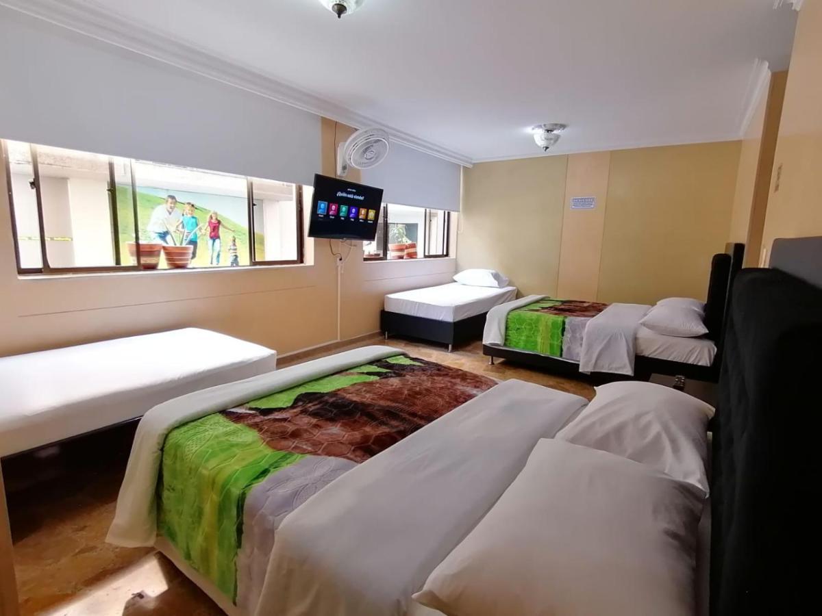 Hotel Golden Suite Pereira Luaran gambar