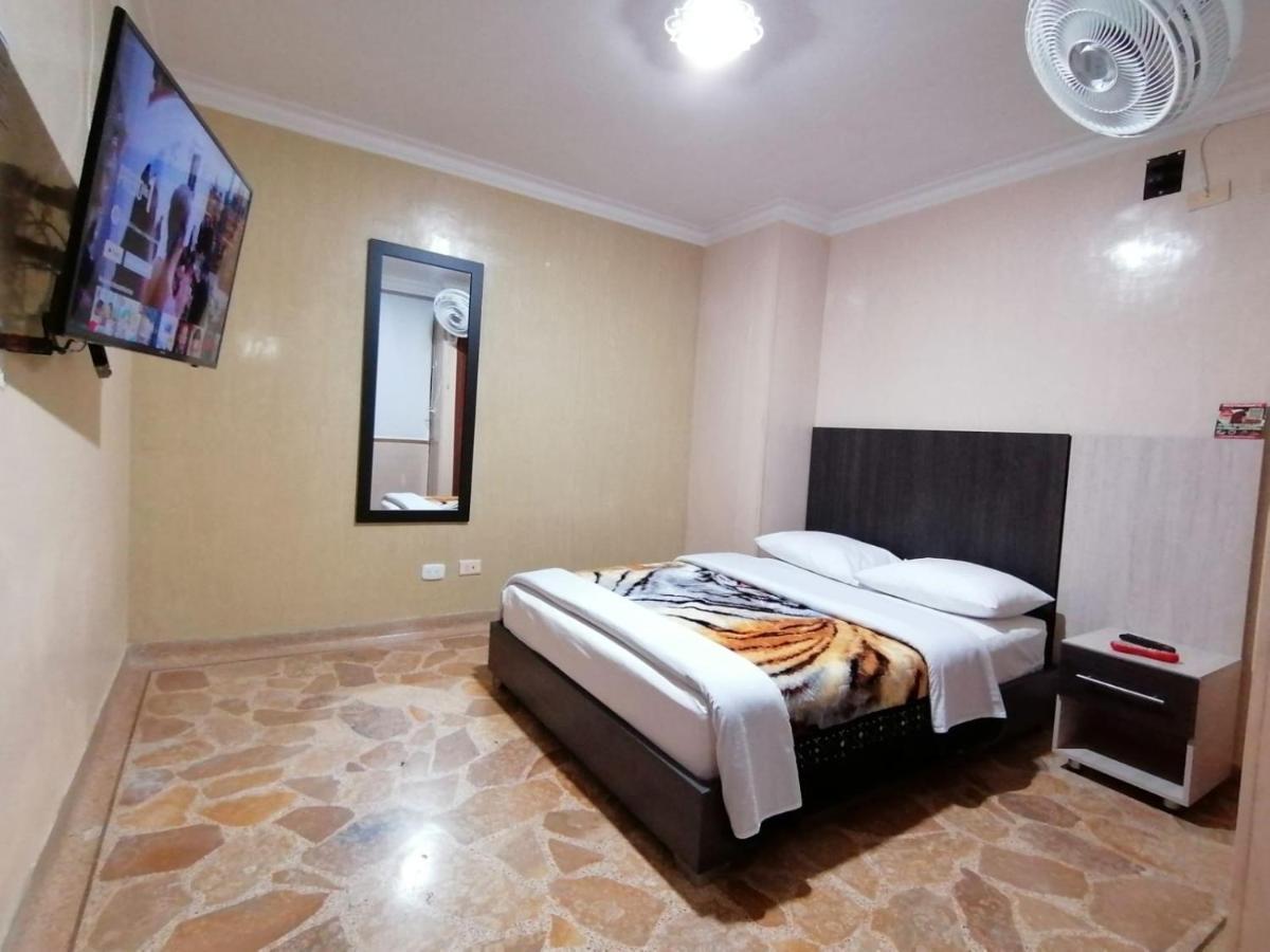 Hotel Golden Suite Pereira Luaran gambar