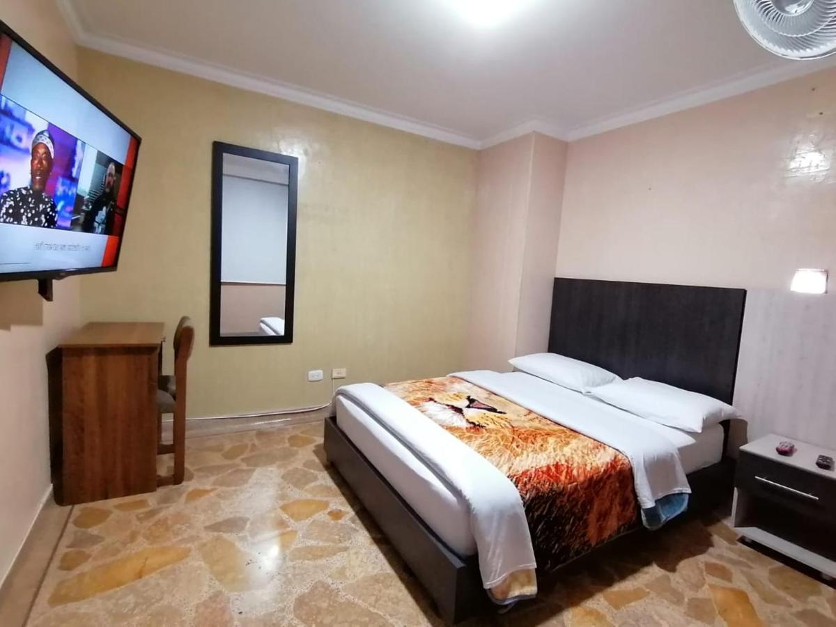 Hotel Golden Suite Pereira Luaran gambar