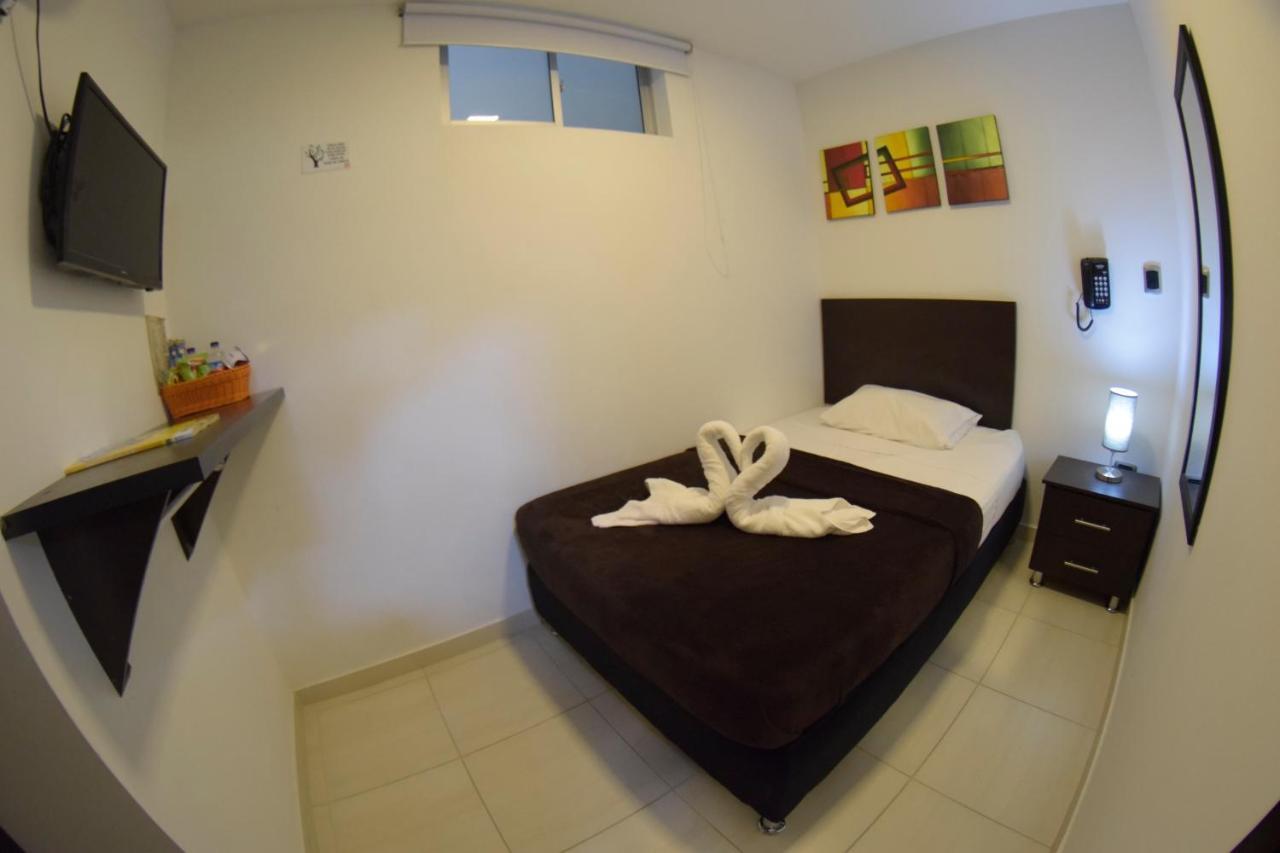 Hotel Golden Suite Pereira Luaran gambar