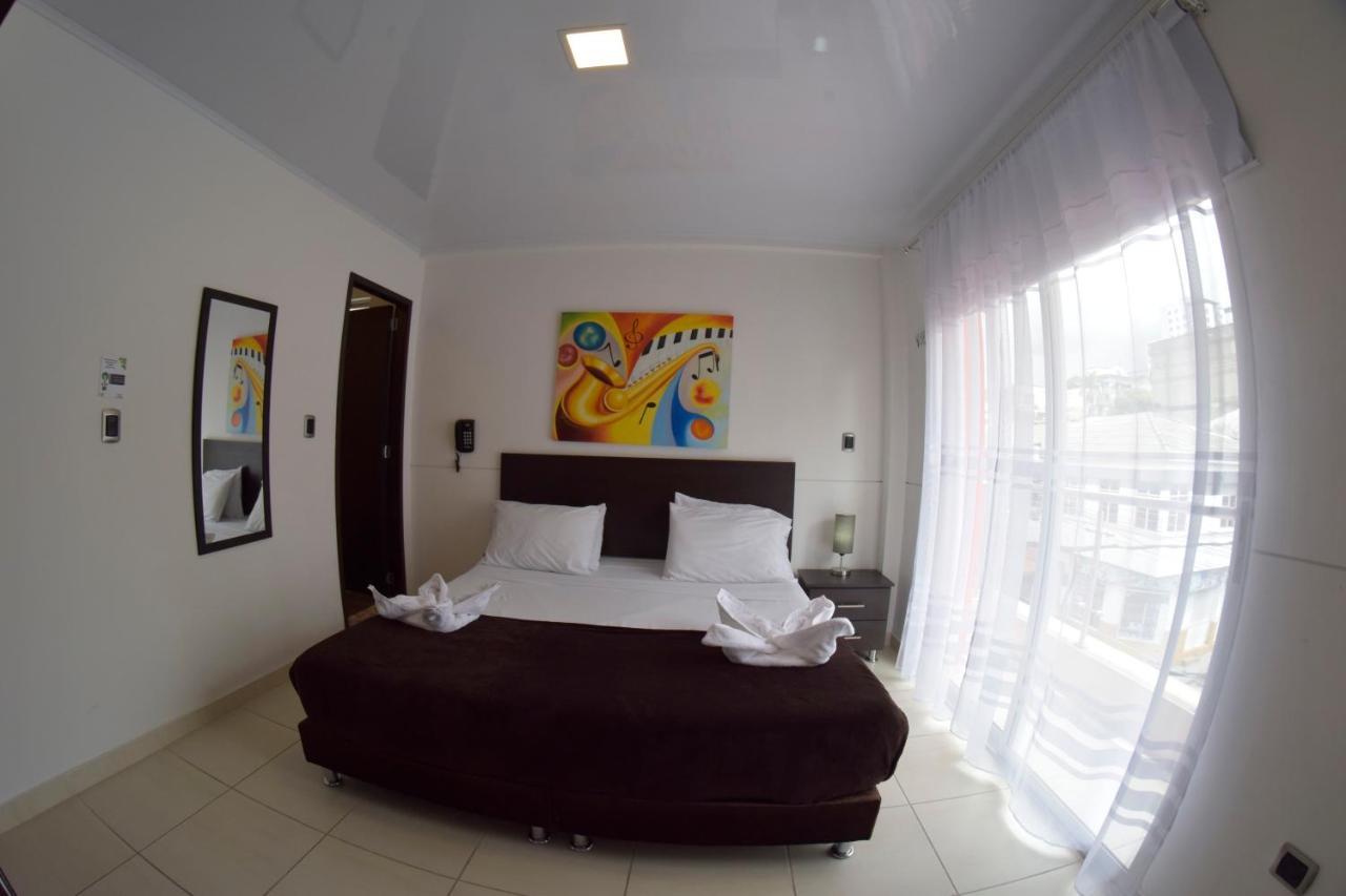 Hotel Golden Suite Pereira Luaran gambar